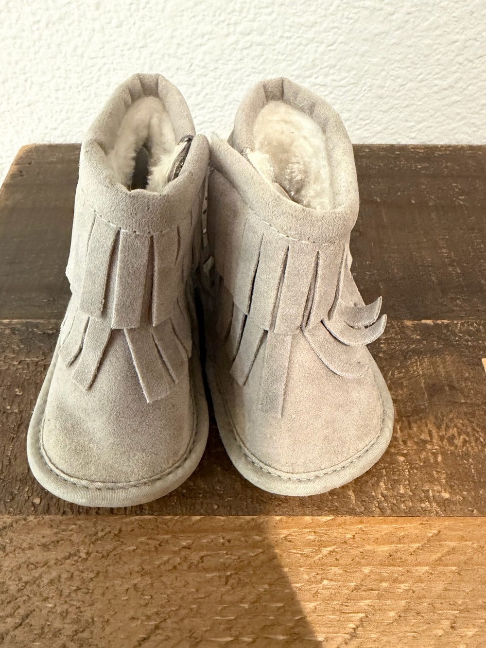 Kids Romirus Fringe Booties in Light Gray